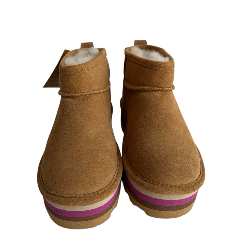NIB BearPaw Tan Suede Platform Ankle Boots with Pink and Purple Stripe Sz. 10 - Picture 4 of 6
